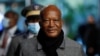 Le président du Burkina Faso, Roch Marc Christian Kaboré, assiste à une session plénière au début du Forum de Paris sur la paix, à Paris, France, le 11 novembre 2021.