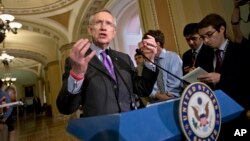 El líder de la mayoría del Senado, Harry Reid, dijo que la reforma migratoria es para él un asunto personal.