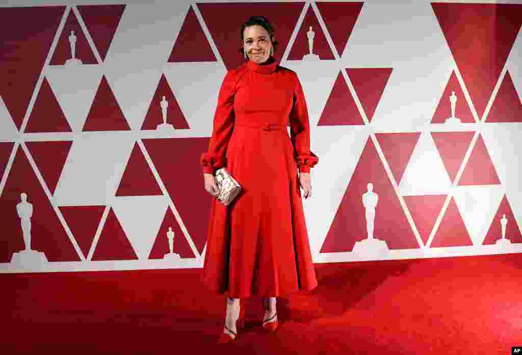 Olivia Colman arrives at a screening of the Oscars on Monday, April 26, 2021 in London. (AP Photo/Alberto Pezzali, Pool)
