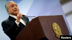 Brazil's President Michel Temer speaks at Planalto Palace in Brasilia, Brazil, May 20, 2017. 