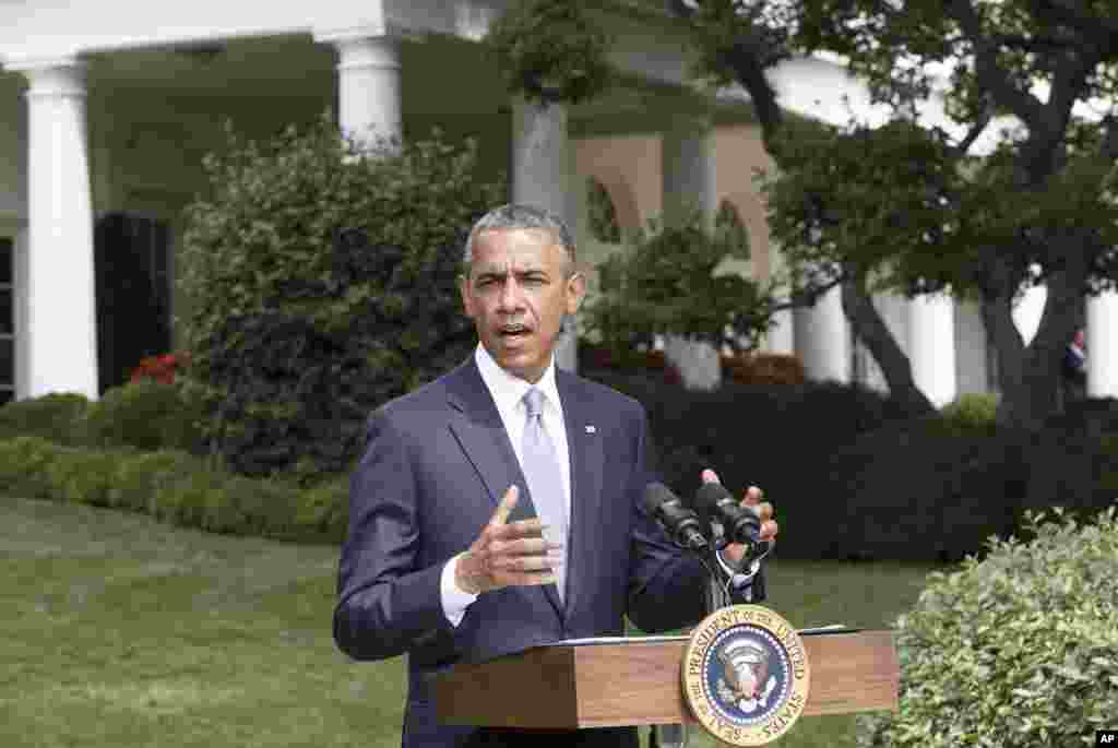 Barak Obama G'azo va Ukrainadagi ahvol borasida bayonot berayapti.