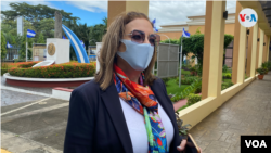 La ahora exdiputada María Fernanda Flores no podrá volver a presentarse a la Asamblea Nacional. Foto Houston Castillo, VOA.