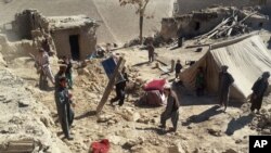 درنتیجۀ زلزلۀ دیروز ۷۶۳۰ منزل در افغانستان نیز تخریب شده است.