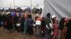 Thousands of Iraqis Flee Heavy Fighting in Western Mosul