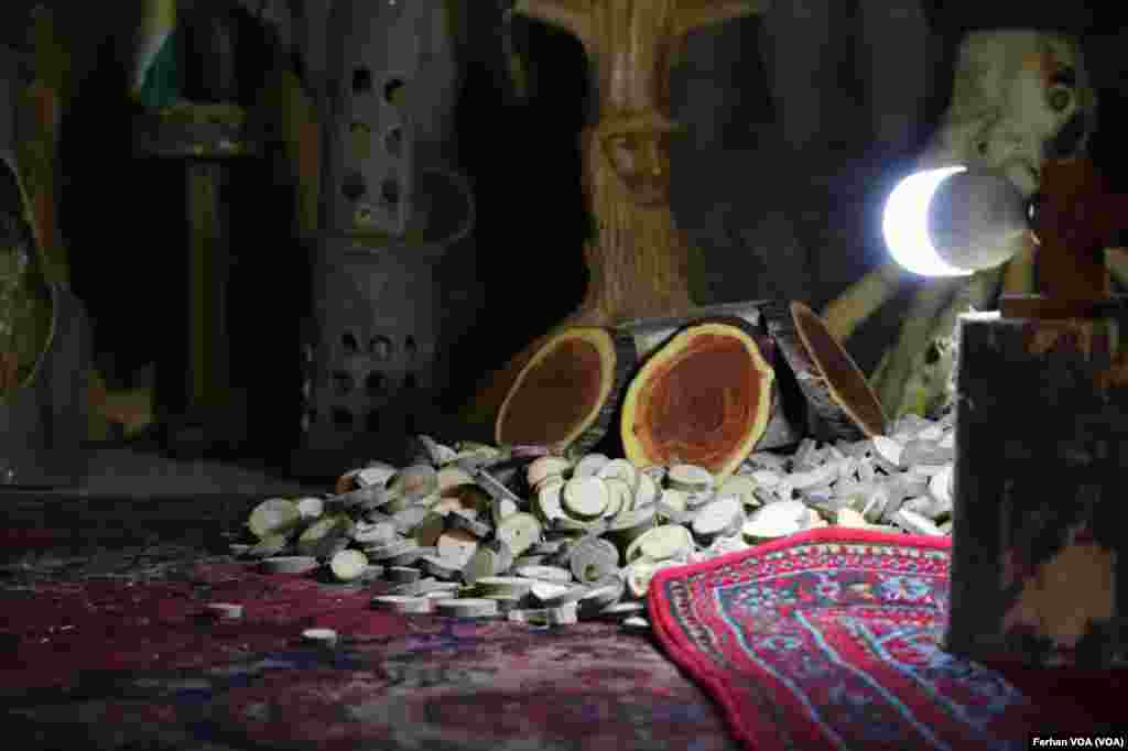 Karên Hunerê Destan Yên Hosta Cîhangîr Hewramî