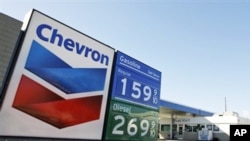 ក្រុមហ៊ុន Chevron មក​ពី​សហរដ្ឋ​អាមេរិក​ ស្ថិត​នៅ​ក្នុង​ចំណោម​ក្រុមហ៊ុន​ដែល​បាន​រុក​រក​ប្រេង​នៅ​ក្នុង​សមុទ្រ​កម្ពុជា។