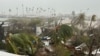 En esta imagen obtenida de las redes sociales se muestran construcciones y árboles dañados tras el paso del huracán Beryl en San Vicente y las Granadinas, el 1 de julio de 2024. Ralph Gonsalves/via Reuters.