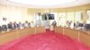 Epekisami na ba ministres kozwa likabo ya koleka $210 na mobu moko