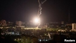 Украинските сили собориле „огромно мнозинство“ беспилотни летала и проектили, изјави официјален Киев.