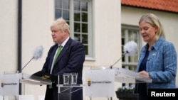 英國首相約翰遜5月11日訪問瑞典。