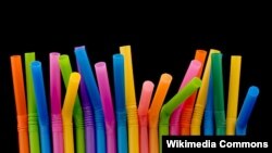 soda straws