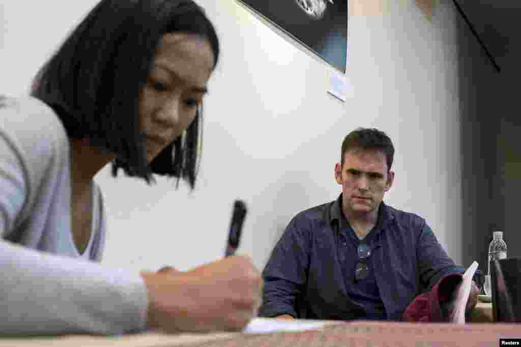 U.S actor Matt Dillon attends a discussion on the Rohingya migrant issues at the Foreign Correspondents' Club of Thailand in Bangkok, Thailand, June 2, 2015. 