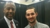 Ben Carson suspende campaña por muerte de voluntario