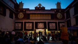 ལྷ་ལྡན་གཙུག་ལག་ཁང་གི་ཁྱམས་རའི་འོག་ཏུ་འཛུགས་སྐྲུན།