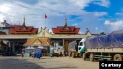 တရုတ် မြန်မာ နယ်စပ်ဂိတ်