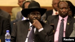 Presiden Sudan Selatan Salva Kiir menghadiri pertemuan puncak blok regional Afrika Timur IGAD di ibukota Ethiopia, Addis Ababa, Kamis (13/3). 