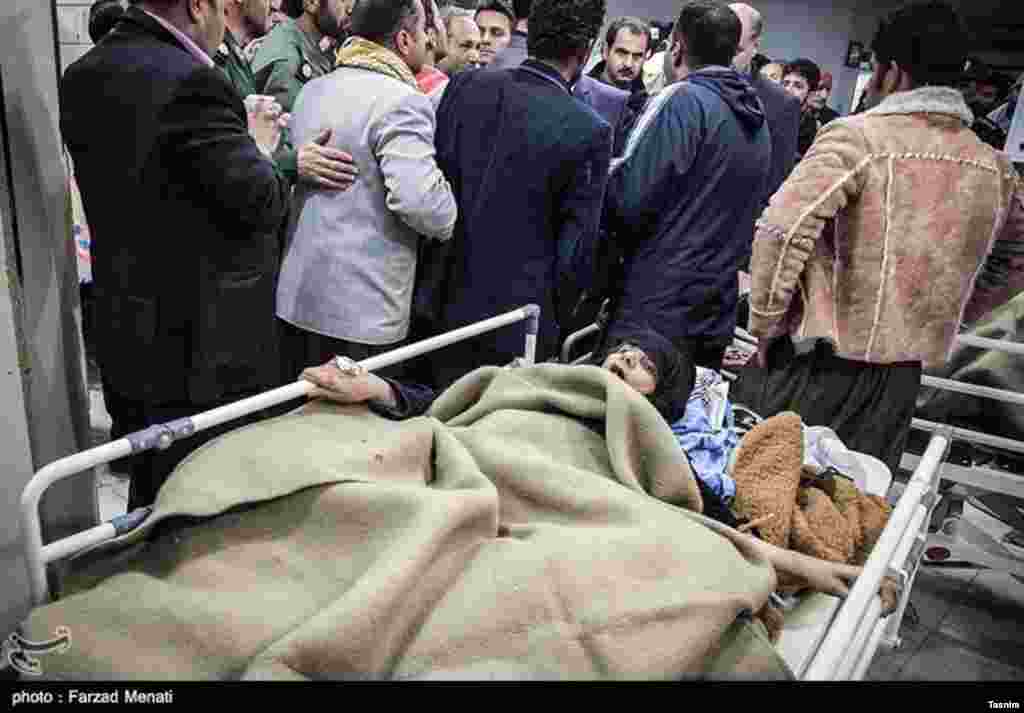 ترجمان نے سرکاری ٹی وی کو بتایا ہے کہ امدادی ٹیمیں زلزلے سے متاثر ہونے والےدور دراز علاقوں تک پہنچ رہی ہیں جس کے بعد ہلاکتوں اور زخمیوں کی تعداد میں مزید اضافے کا اندیشہ ہے۔