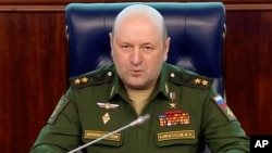 ASrhivska fotografija: Načelnik jedinica za radijaciju, hemijsku i biološku odbranu Oružanih snaga Rusije general-potpukovnik Igor Kirillov (Pres služba ruskog Ministarstva odbrane putem AP, File)