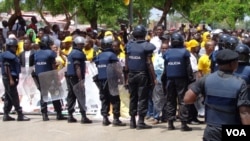 Angola polícia manifestações manifestantes