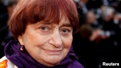 ARCHIVO- La directora Agnes Varda en el 71 Festival de Cine de Cannes durante la presentación de la película 'BlacKkKlansman", del director estadounidense Spike Lee. Cannes, Francia, 14-5-18. REUTERS/Regis Duvignau.
