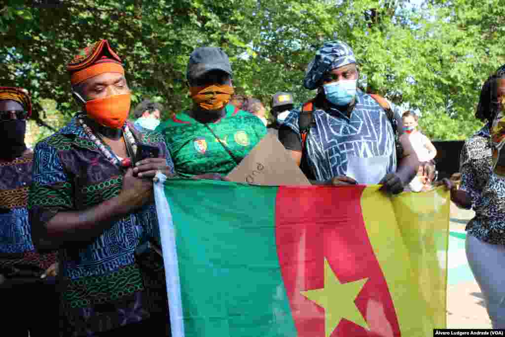 Manifestação da diáspora africana em Washington DC em solidariedade com o movimento Black Lives Matter.