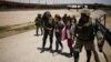 Creada para combatir el crimen, nueva Guardia Nacional ahora detiene a migrantes