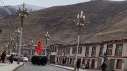 རྫ་ཆུ་ཁར་༧གོང་ས་མཆོག་གི་སྐུ་པར་བཤམ་མི་ཆོག་པའི་དམ་དྲག
