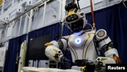 ภาพจากการทดลองหุ่นยนต์ Valkyrie ของนาซ่าที่ Johnson Space Center ในเมืองฮิวสตัน รัฐเท็กซัส