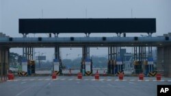 自從今年4月由於局勢緊張而關閉通往朝鮮開城工業園區的海關通道十分冷清。