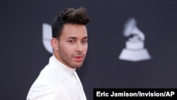 En esta foto del 14 de noviembre de 2019, Prince Royce llega a la 20ª entrega anual de los Latin Grammy en Las Vegas.