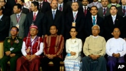 NLD အစိုးရ၊ လွှတ်တော်နဲ့ တပ်မတော်ကာကွယ်ရေးဦးစီးချုပ်။ 