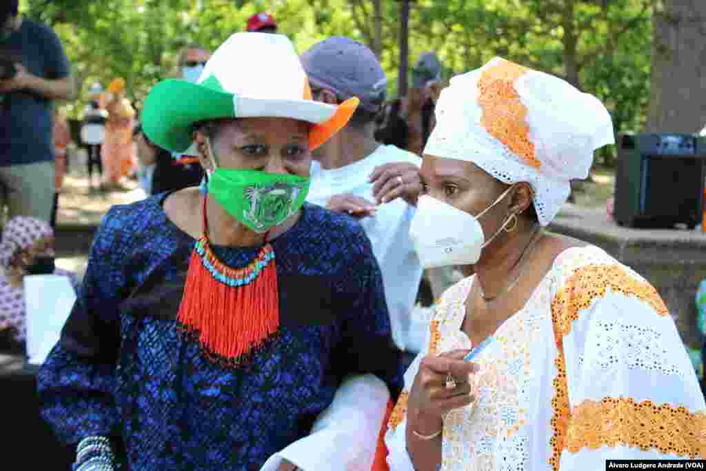 Manifestação da diáspora africana em Washington DC em solidariedade com o movimento Black Lives Matter.