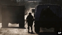Український військовий в Артемівську