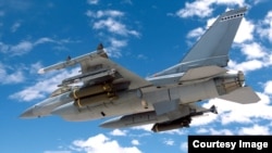 一架美國空軍F-16戰機正在進行AIM-9X導彈測試(資料照)