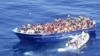 Italia Selamatkan 4.400 Migran di Laut Tengah