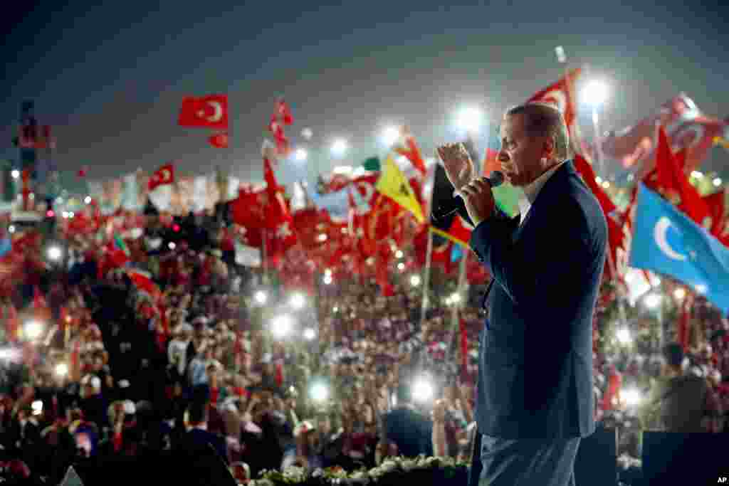 Turkish President Recep Tayyip Erdogan delivers a speech at a rally Rally in Istanbul, Aug. 7, 2016.