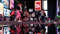 Las esposas de Enrique VIII regresan a Washington