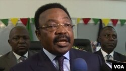 Felix Mbayu, minister delegate in Cameroon's Ministry of External Relations, visits Bamenda to encourage parents to send children to school, Aug. 24, 2018. (M. Kindzeka/VOA)
