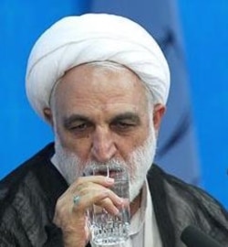 محسنی اژه ای ، پیشتر از عدم نظارت دولت در موضوع اختلاس انتقاد کرده بود