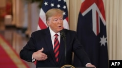 Trump habló justo antes de reunir a su equipo de seguridad nacional en la Casa Blanca para considerar una amplia gama de opciones militares.