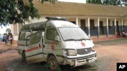 Única ambulância do Hospital Municipal de Cacuso, Malanje, Angola.
