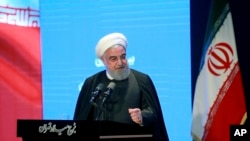 Dalam foto yang dirilis oleh situs web resmi Kantor Kepresidenan Iran, Presiden Hassan Rouhani berbicara dalam sebuah pertemuan di Teheran, Iran, 4 Desember 2019. (Foto: AP)