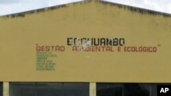Antigo estaleiro Eco Huambo