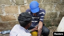 Vamwe varume vachizvibaya heroin