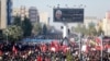 Warga Iran Berkabung, Hadiri Pemakaman Soleimani 