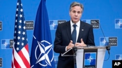 Державний секретар США Ентоні Блінкен зауважив, що підтримка України передбачає можливість "повернути територію", окуповану Росією. (Фото: Saul Loeb/Pool Photo через AP)