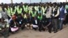 Autoridades do Namibe devolvem motos roubadas aos kupapatas 