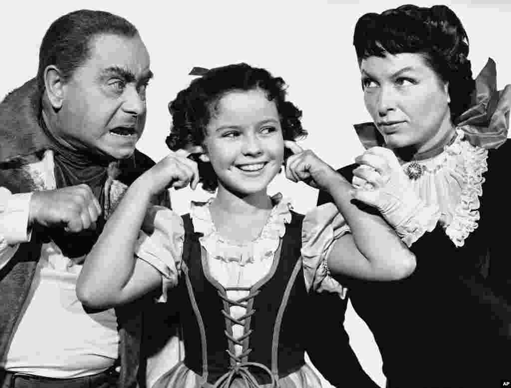 Shirley Temple poses during the filming of the movie "The Blue Bird."