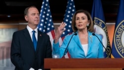Predsjedavajuća Nancy Pelosi i predsjedavajući Odbora za obavještajna pitanja u Predstavničkom domu Adam Schiff (arhivska fotografija)