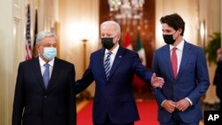 Dari kiri: Presiden Meksiko Andrés Manuel López Obrador, Presiden AS Joe Biden, dan PM Kanada Justin Trudeau pada pertemuan di Gedung Putih, Washington DC, 18 November 2021.